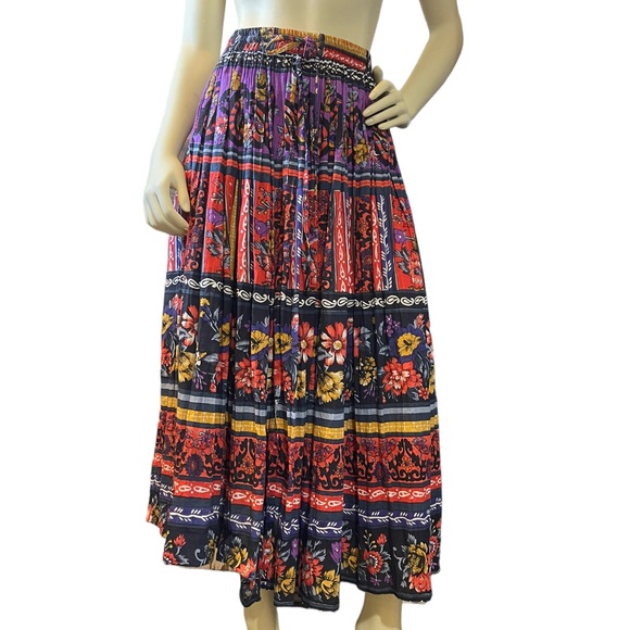 Phool Dresses & Skirts - Phool Multicolor Full Skirt Size L